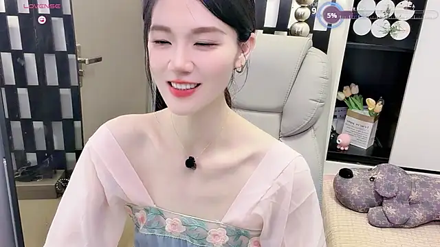 Yueyue-MM