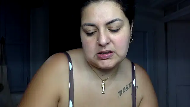 Velvetshadow_48 webcam