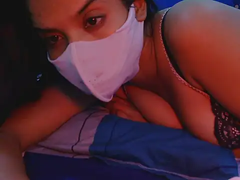 sugar_mommy98 (F young) - YOUR MOMMY IS HUNGRY