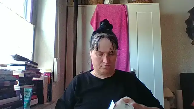 Watch _squirty_cum_lady_ live on EroticFlix - High definition streams