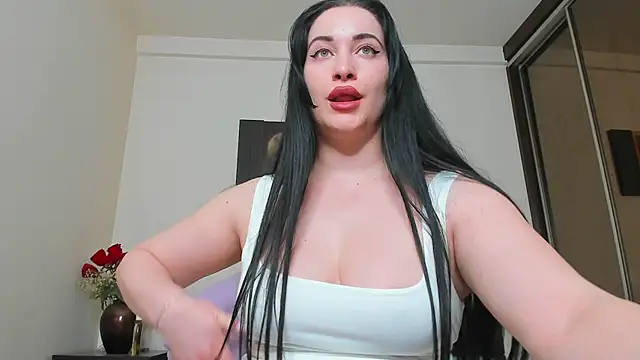 GoldenLunaa webcam