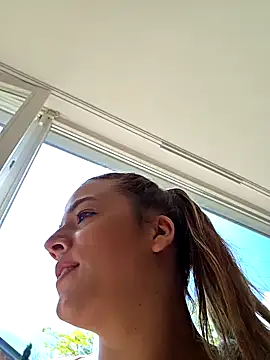 Luna_Lynn webcam