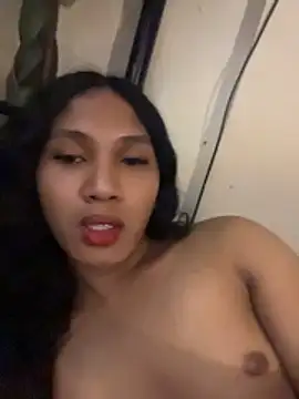 slutty_aki webcam