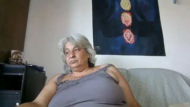 ExquisiteMature webcam