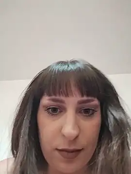 EmmaKrosss webcam
