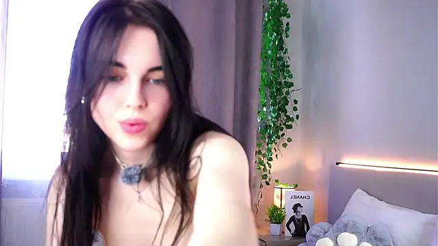 MirnaTellado live cam on StripChat