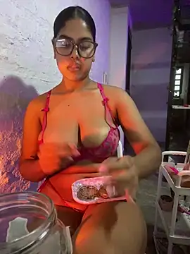 Kittybrown18 webcam
