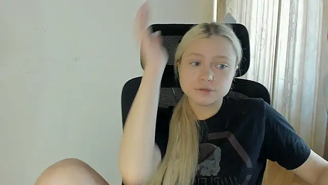 MidnightPoise webcam