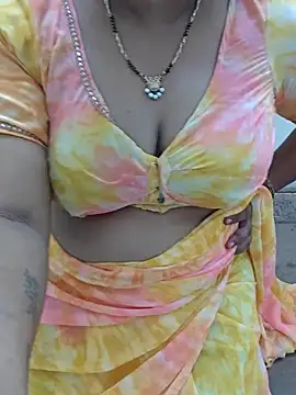 luci-queen webcam