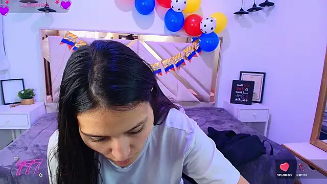 Watch emmaa_garciia live on EroticFlix - High definition streams