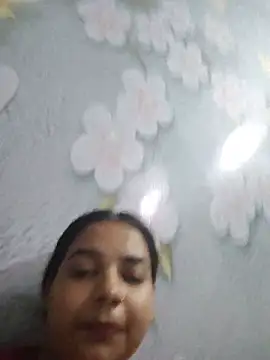 Himani_0122 webcam
