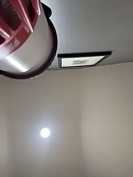 Mellyj053 webcam