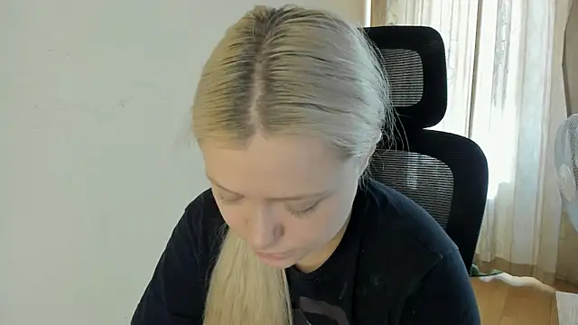 MidnightPoise webcam