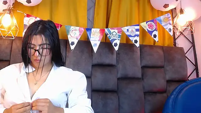 Holly_Watson_ webcam