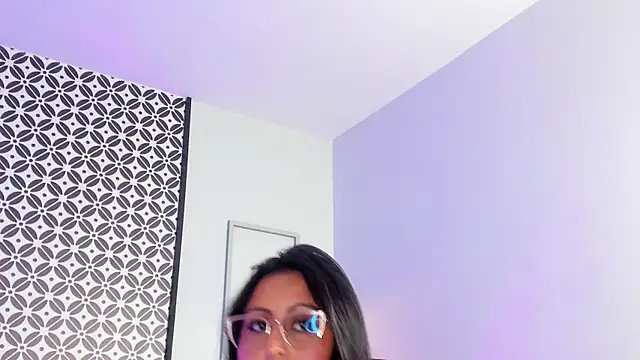 Amber_gold_ webcam