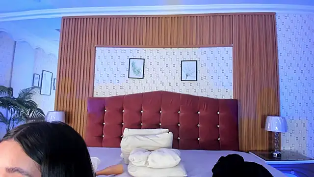 Watch Eli_Sanders live on EroticFlix - High definition streams