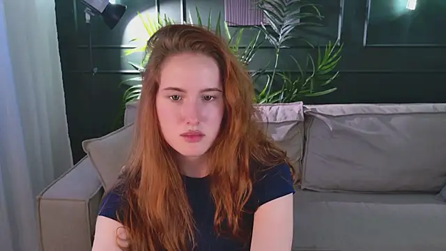 ChloeAster webcam