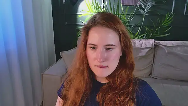 ChloeAster webcam