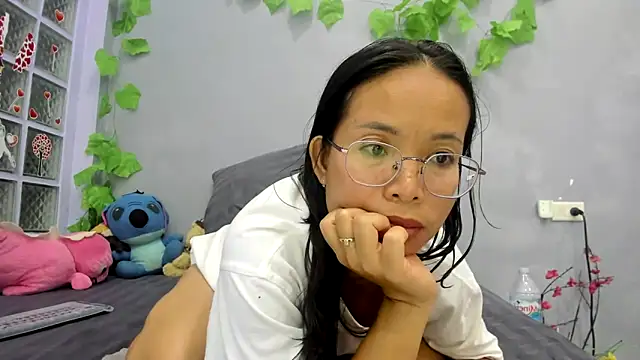 Watch loveley_jenny live on EroticFlix - High definition streams