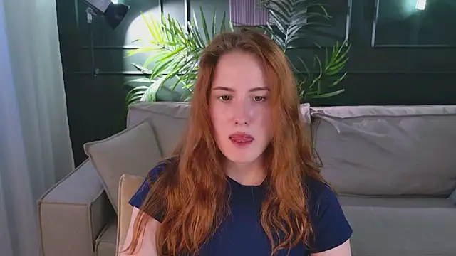 ChloeAster webcam