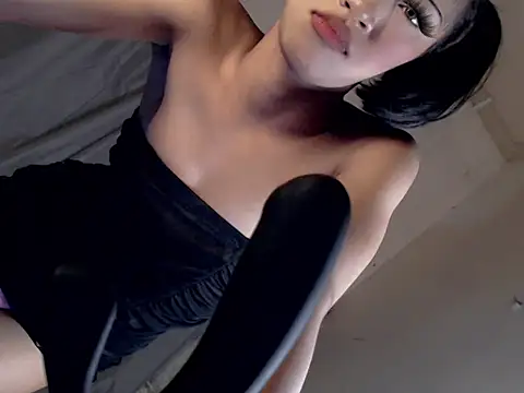 urcurlydiva webcam