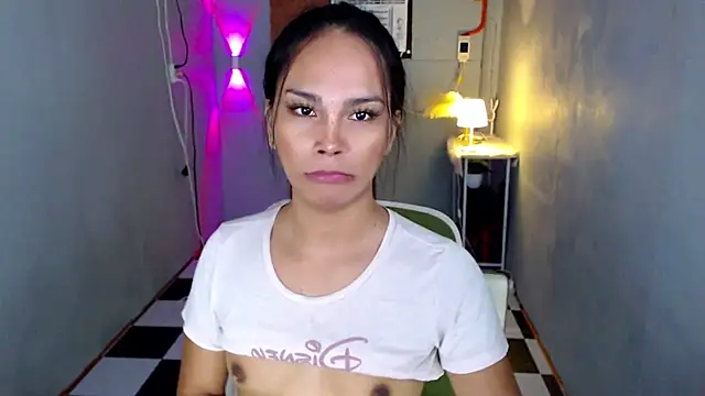 SanyaGirlx webcam
