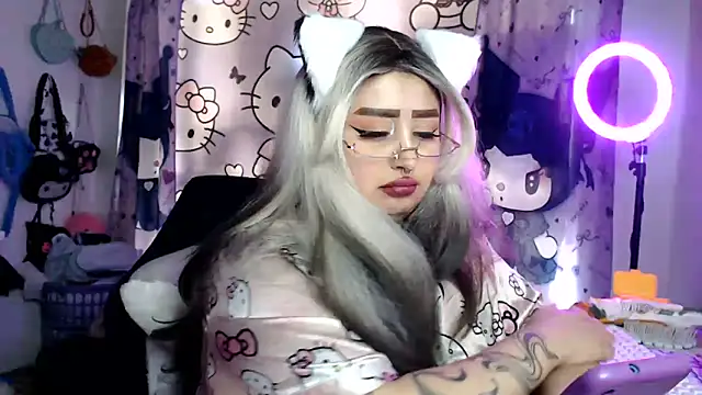 lussyevans24 webcam