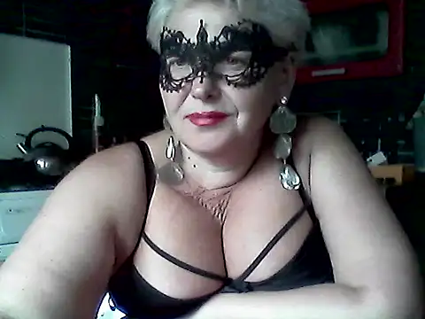 Lisa_Suzie webcam