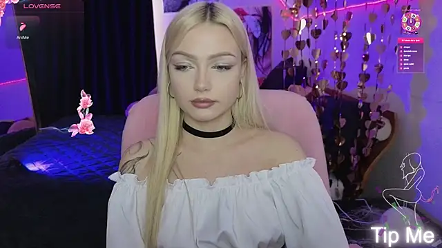 LinaLirian webcam