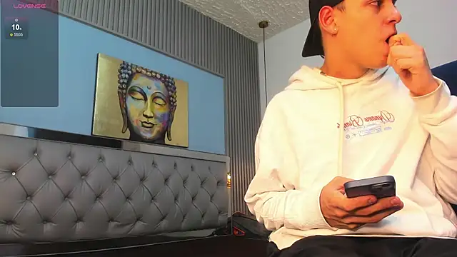Ethanx18_ webcam