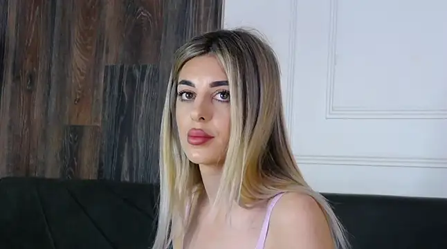 IvyLustt webcam