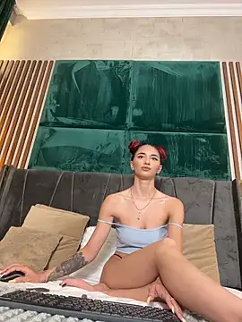 VixenRosse webcam