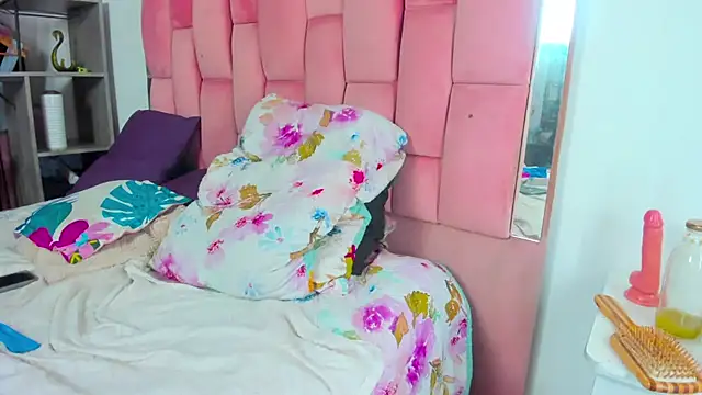 the_queen_aleja webcam
