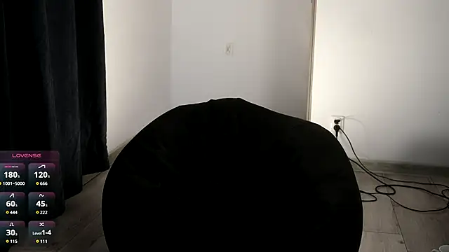 Jonathan___123 webcam