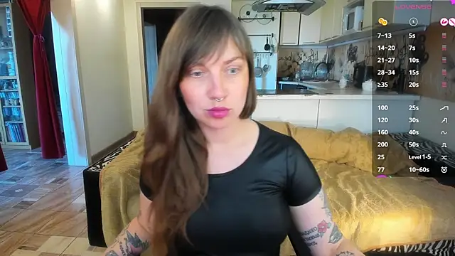 stacytigerr (F milf) - ride dildo