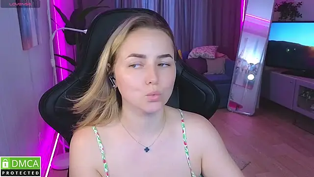 Mira_Mermayd webcam