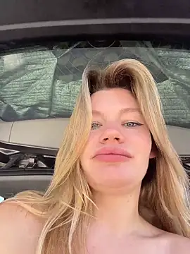 justmilaa live sex cam