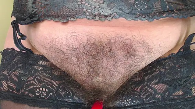 Watch HairyQuinn live on EroticFlix - High definition streams