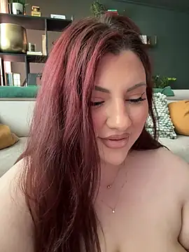 CurvyKimmy1 webcam