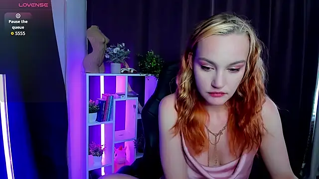 Watch Ida_FaneStain live on EroticFlix - High definition streams