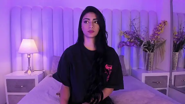 Watch CleoSteele live on EroticFlix - High definition streams