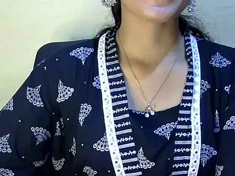 Watch Shab_M live on EroticFlix - High definition streams