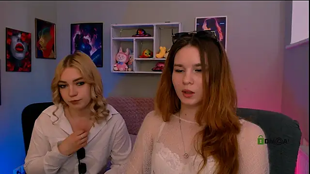 angie_foxy1 webcam