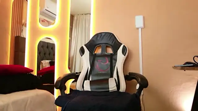 Veronicajhonsonn webcam