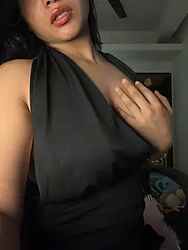 luv_johrrra webcam