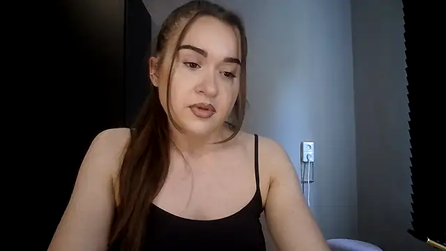 avajade live cam