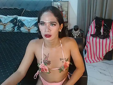 SexyHeart23 webcam