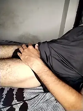 Mr_Hotyy webcam