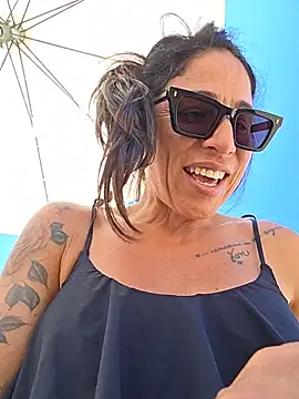 sexy7883 webcam