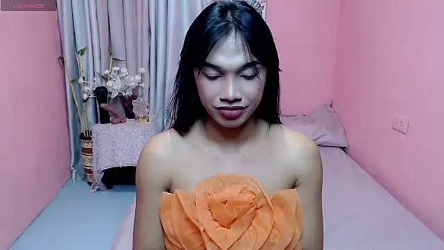 Herbielustts Live Webcam on Stripchat